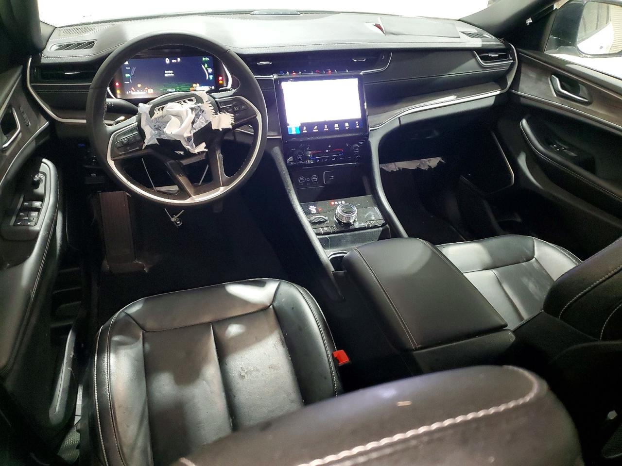 2024 JEEP GRAND CHEROKEE LIMITED 4XE photo 15