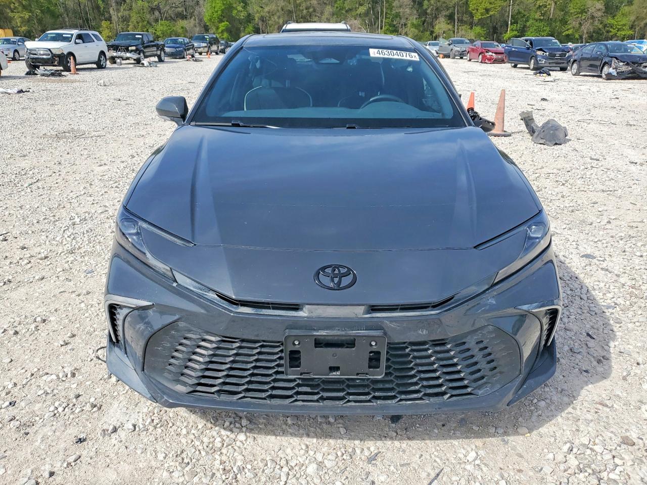 2025 TOYOTA CAMRY SE photo 9