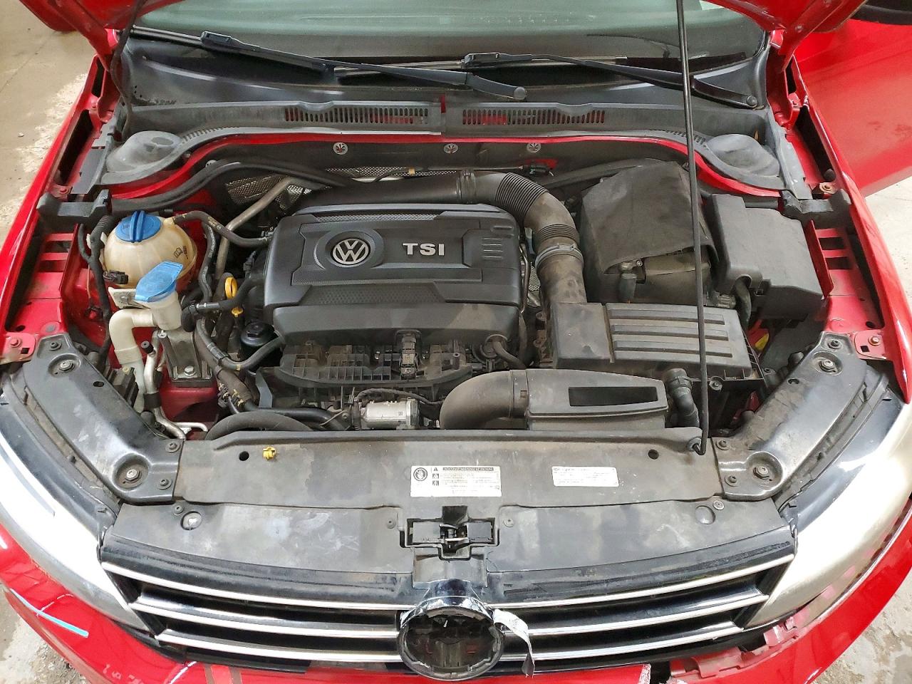 2016 VOLKSWAGEN JETTA SPORT photo 11
