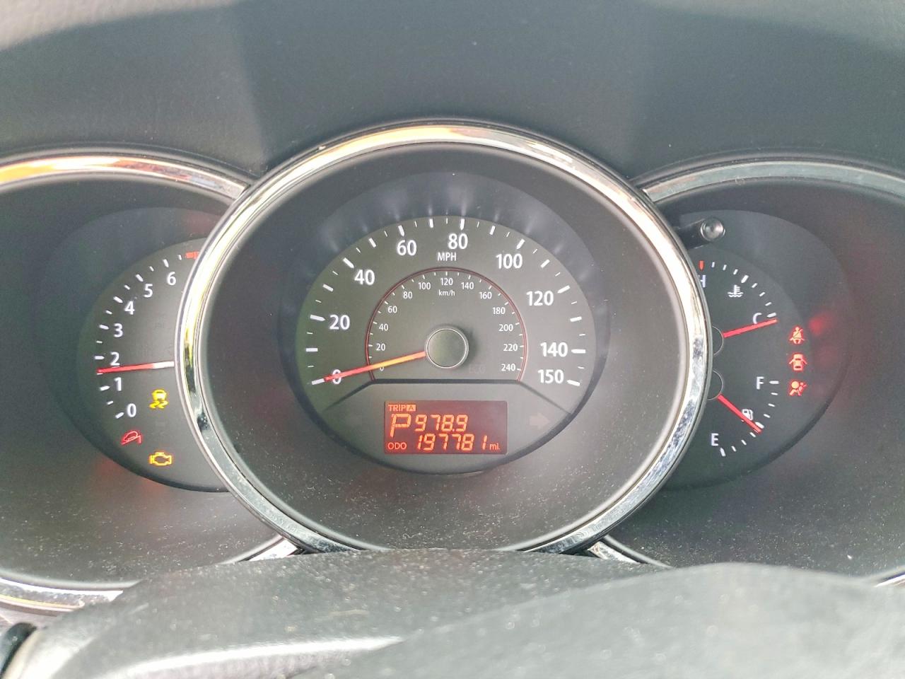 2013 KIA SORENTO LX photo 17