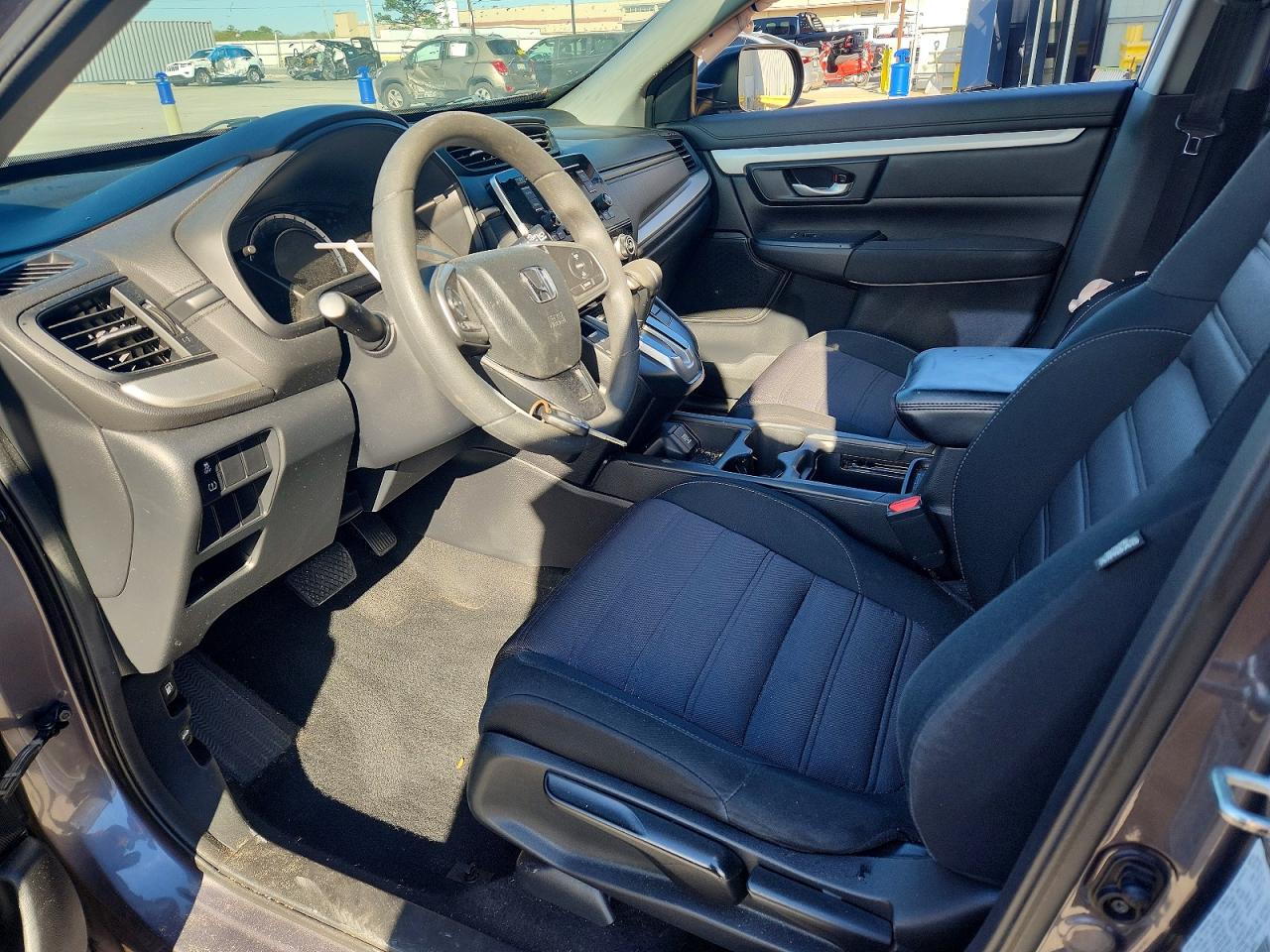 2018 HONDA CR-V LX photo 19