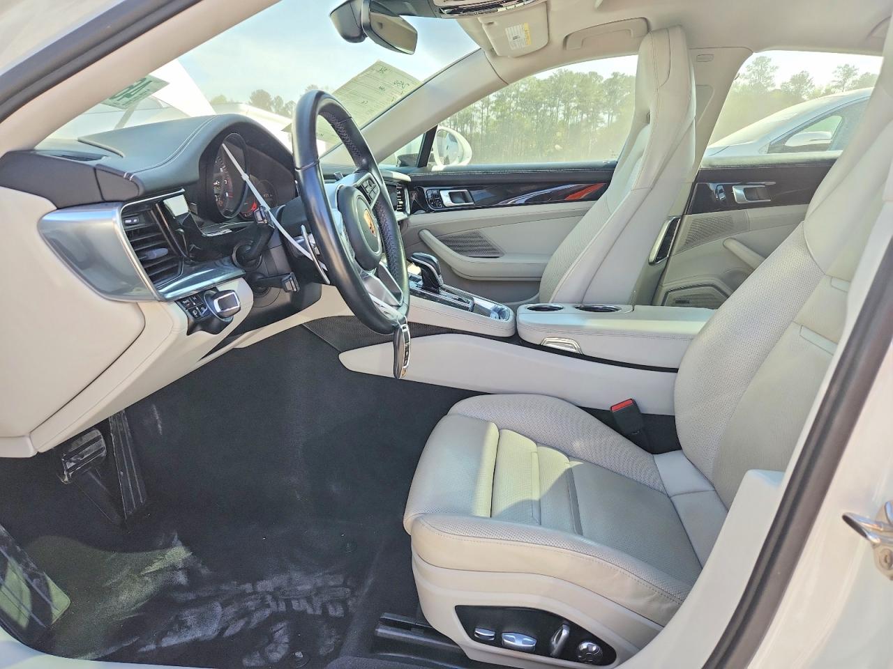 2019 PORSCHE PANAMERA BASE photo 13