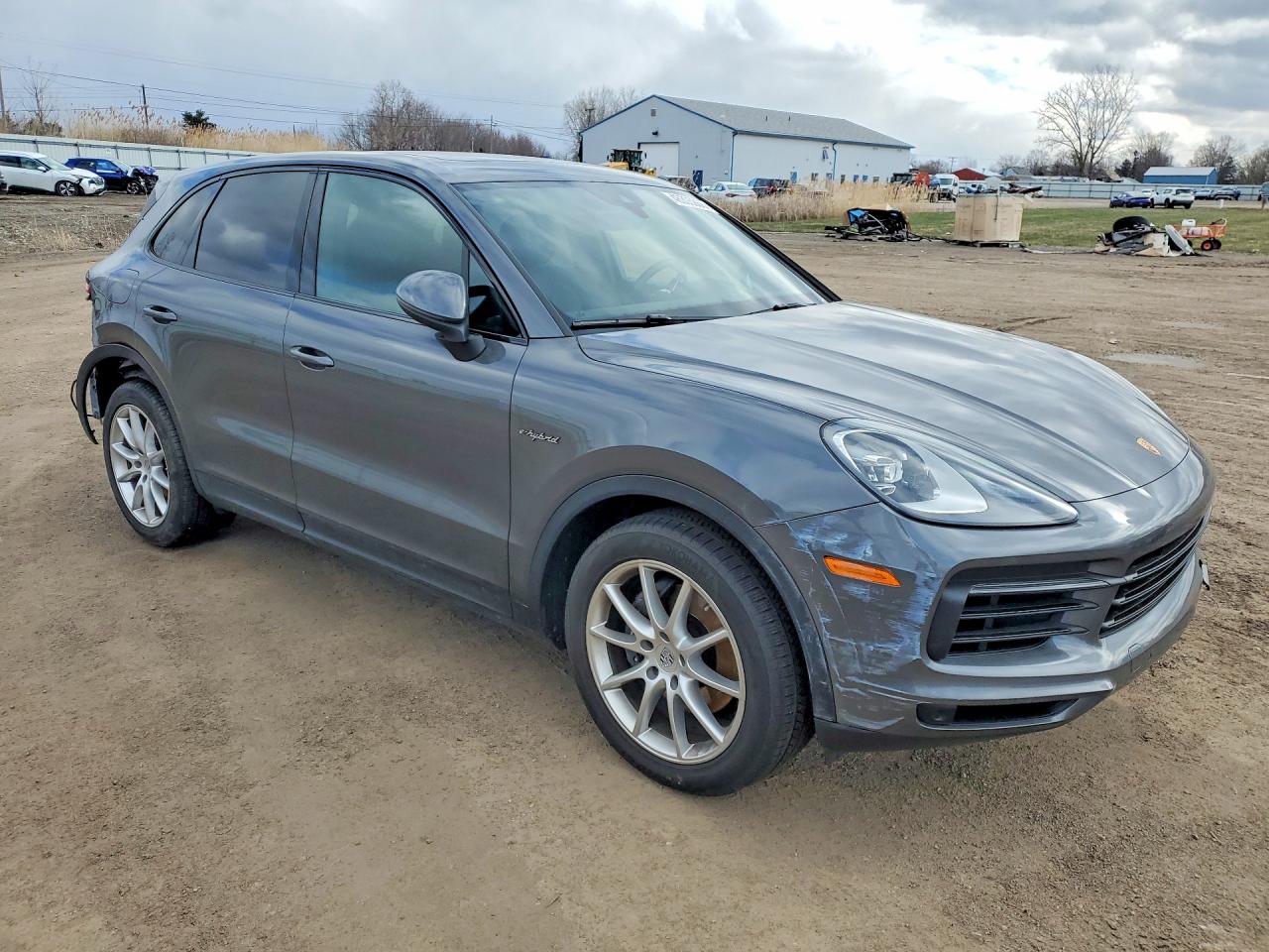 2021 PORSCHE CAYENNE E-HYBRID photo 4
