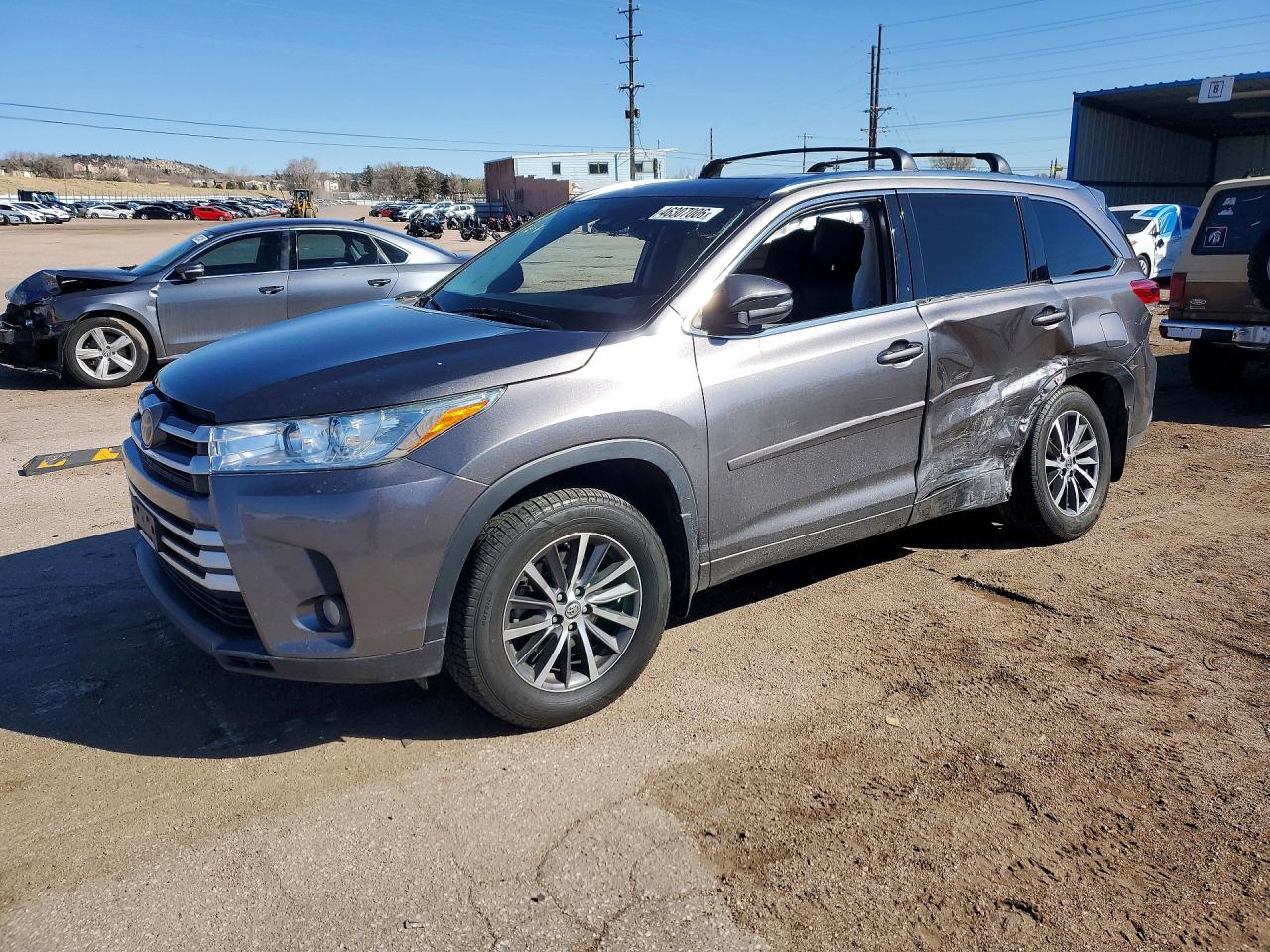 2018 TOYOTA HIGHLANDER