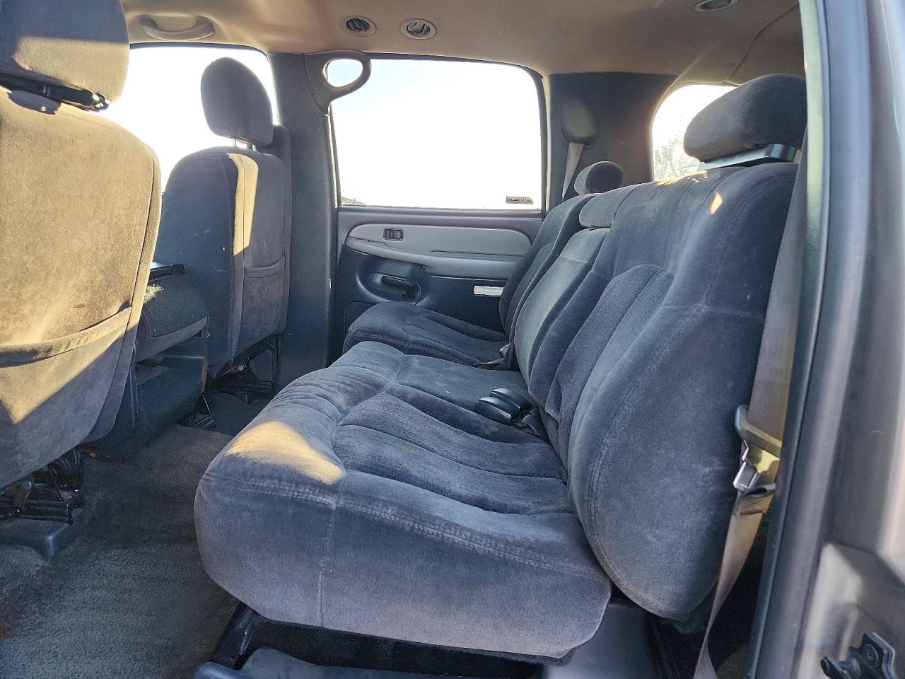 2002 CHEVROLET SUBURBAN K1500 photo 10