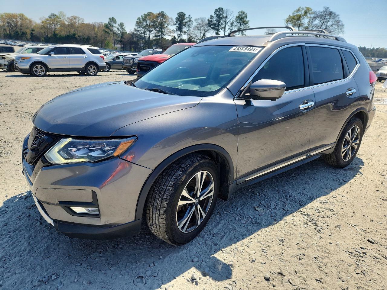 2017 NISSAN ROGUE