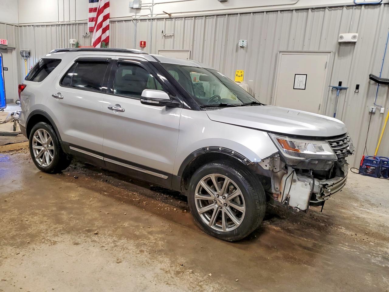 2017 FORD EXPLORER LIMITED photo 10