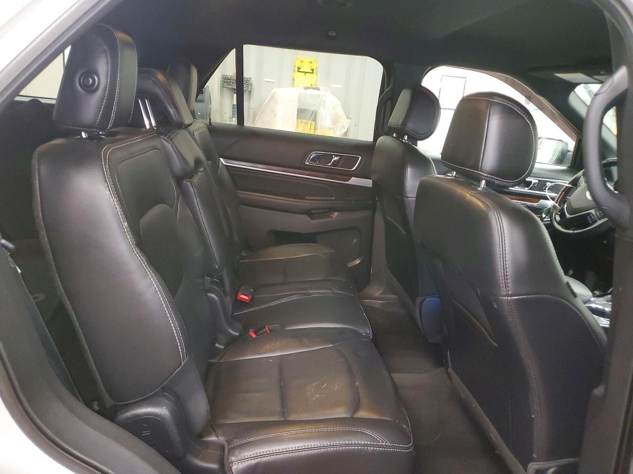 2017 FORD EXPLORER LIMITED photo 31