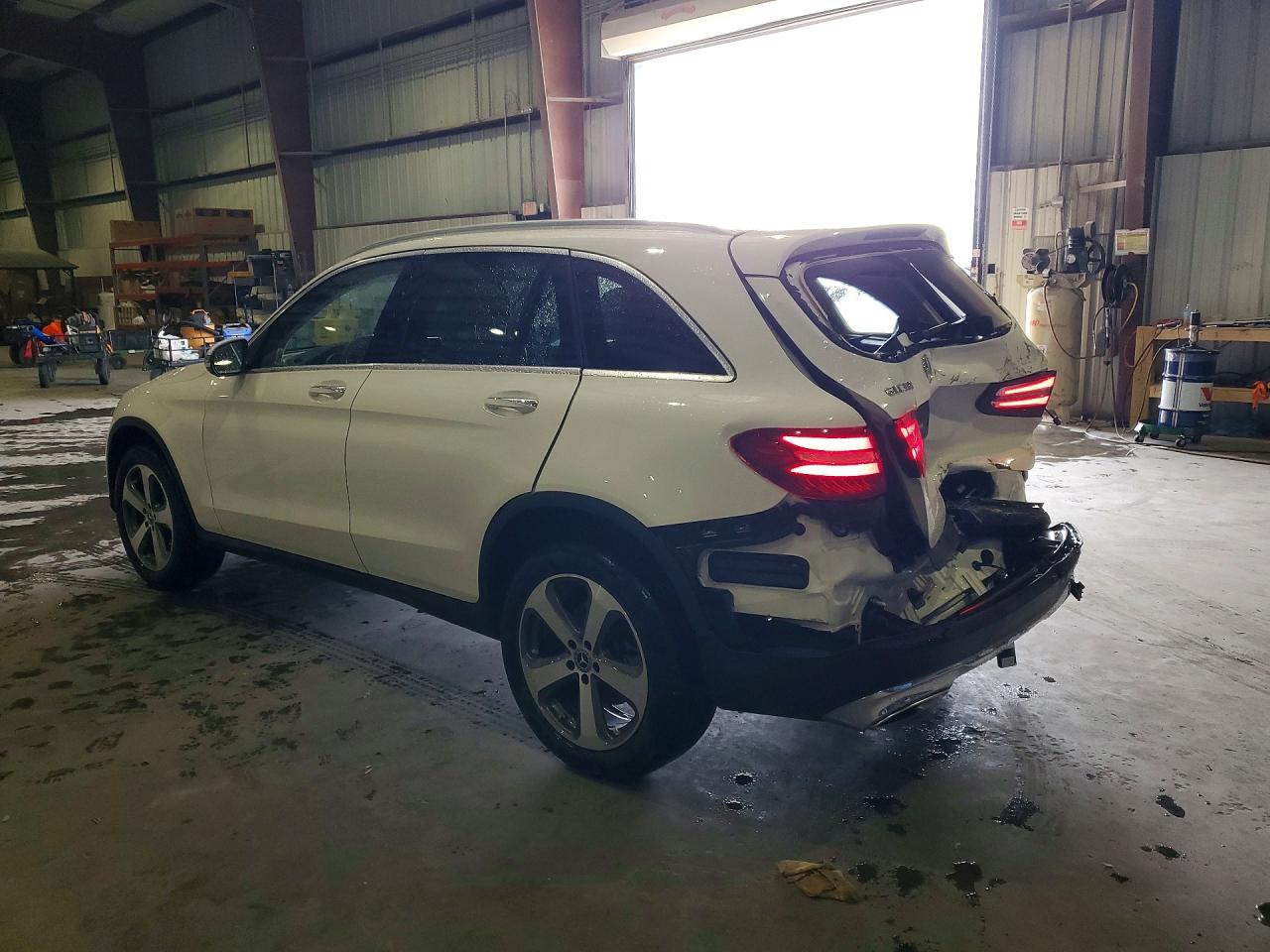 2017 MERCEDES-BENZ GLC 300 photo 2