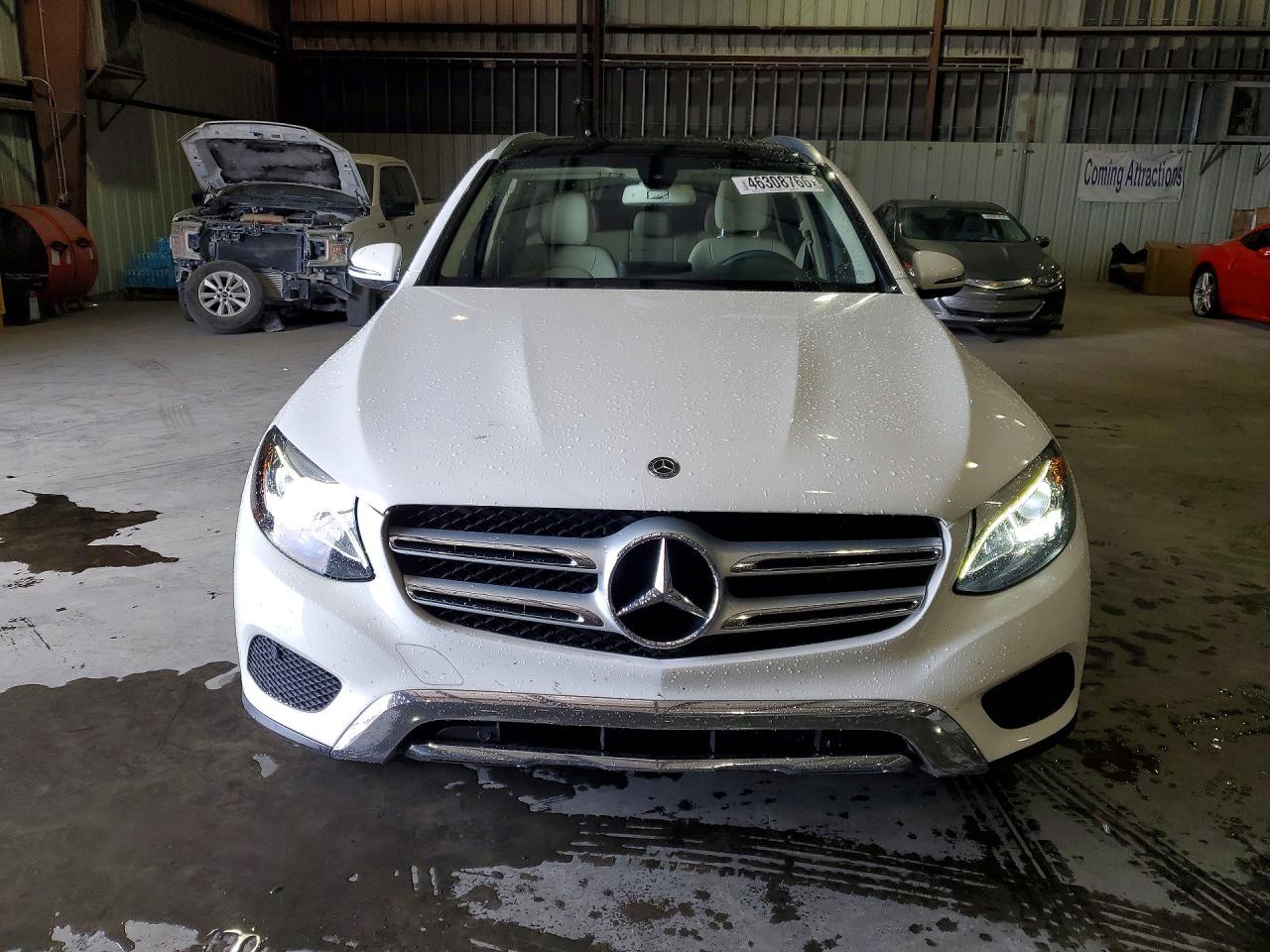 2017 MERCEDES-BENZ GLC 300 photo 5
