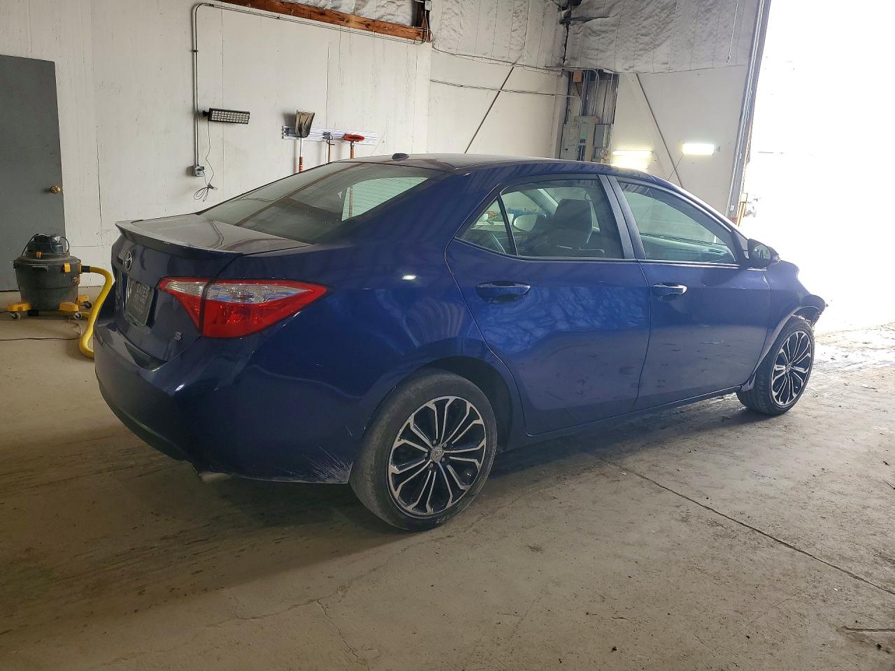 2016 TOYOTA COROLLA S PREMIUM photo 3