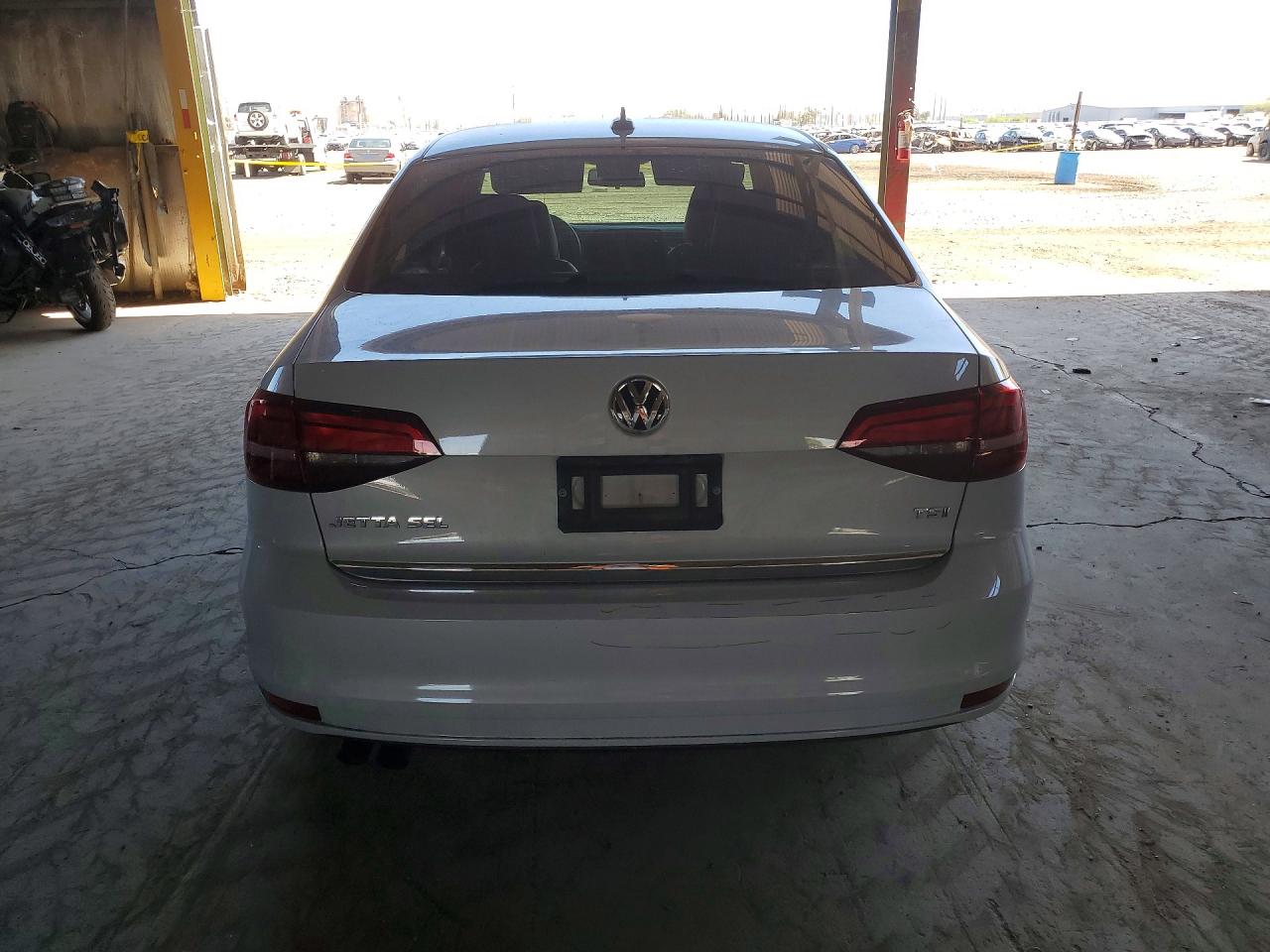 2017 VOLKSWAGEN JETTA SEL photo 6