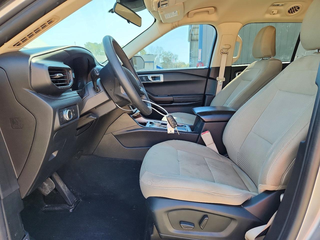 2021 FORD EXPLORER photo 7