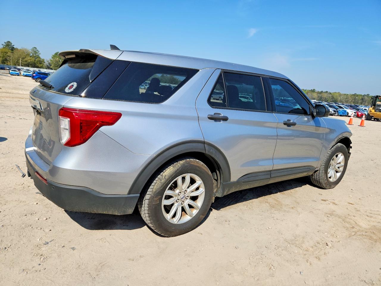 2021 FORD EXPLORER photo 3