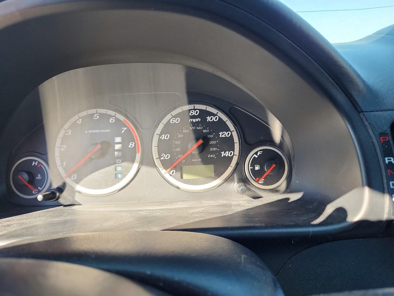 2004 HONDA CR-V photo 9