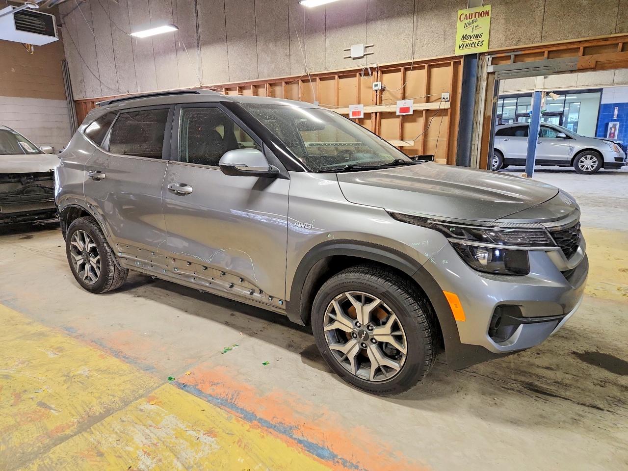 2023 KIA SELTOS EX photo 4