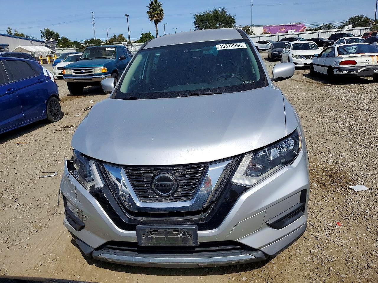2018 NISSAN ROGUE S photo 5