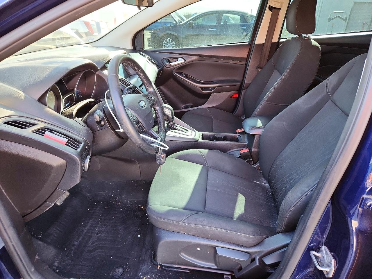 2017 FORD FOCUS SEL photo 13