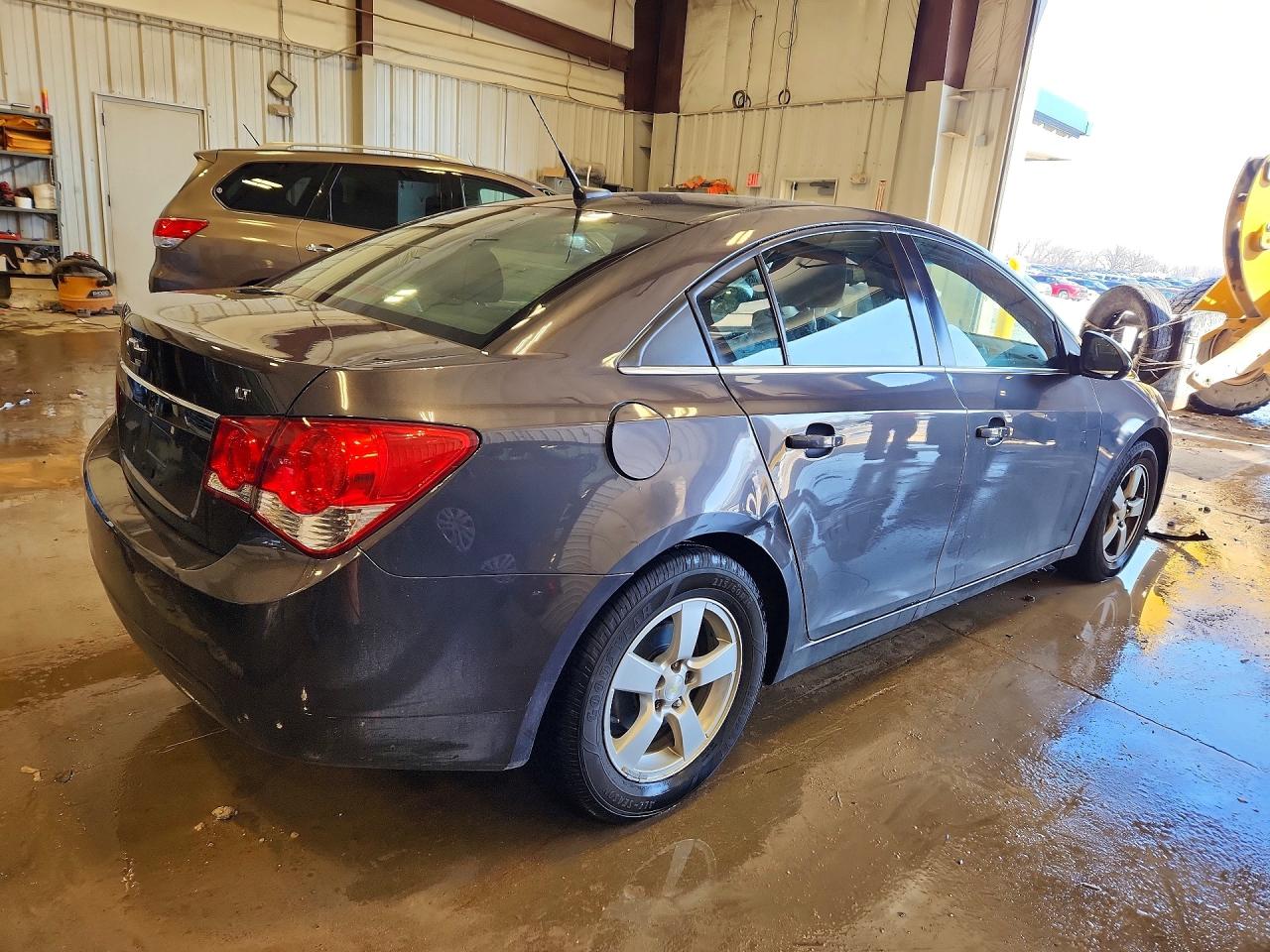 2014 CHEVROLET CRUZE LT photo 3