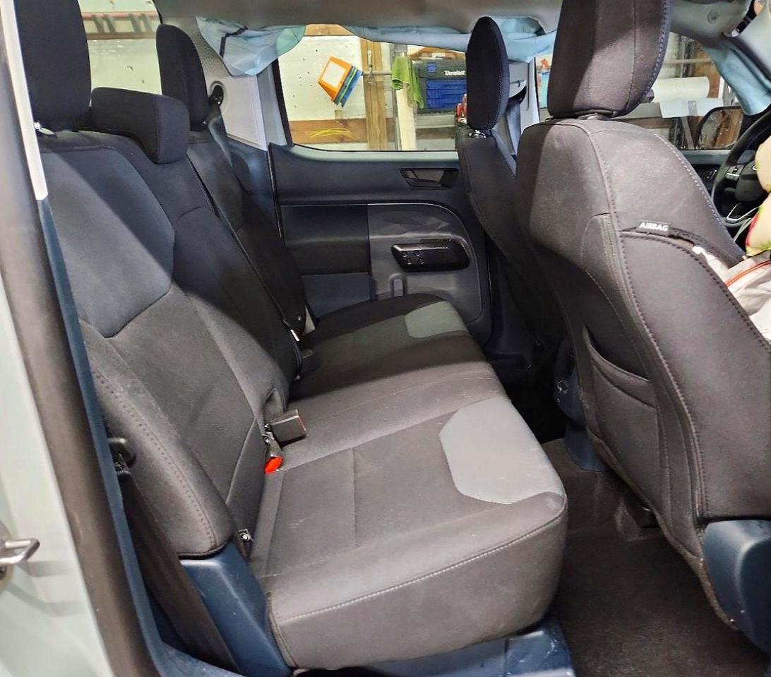 2024 FORD MAVERICK XL photo 19