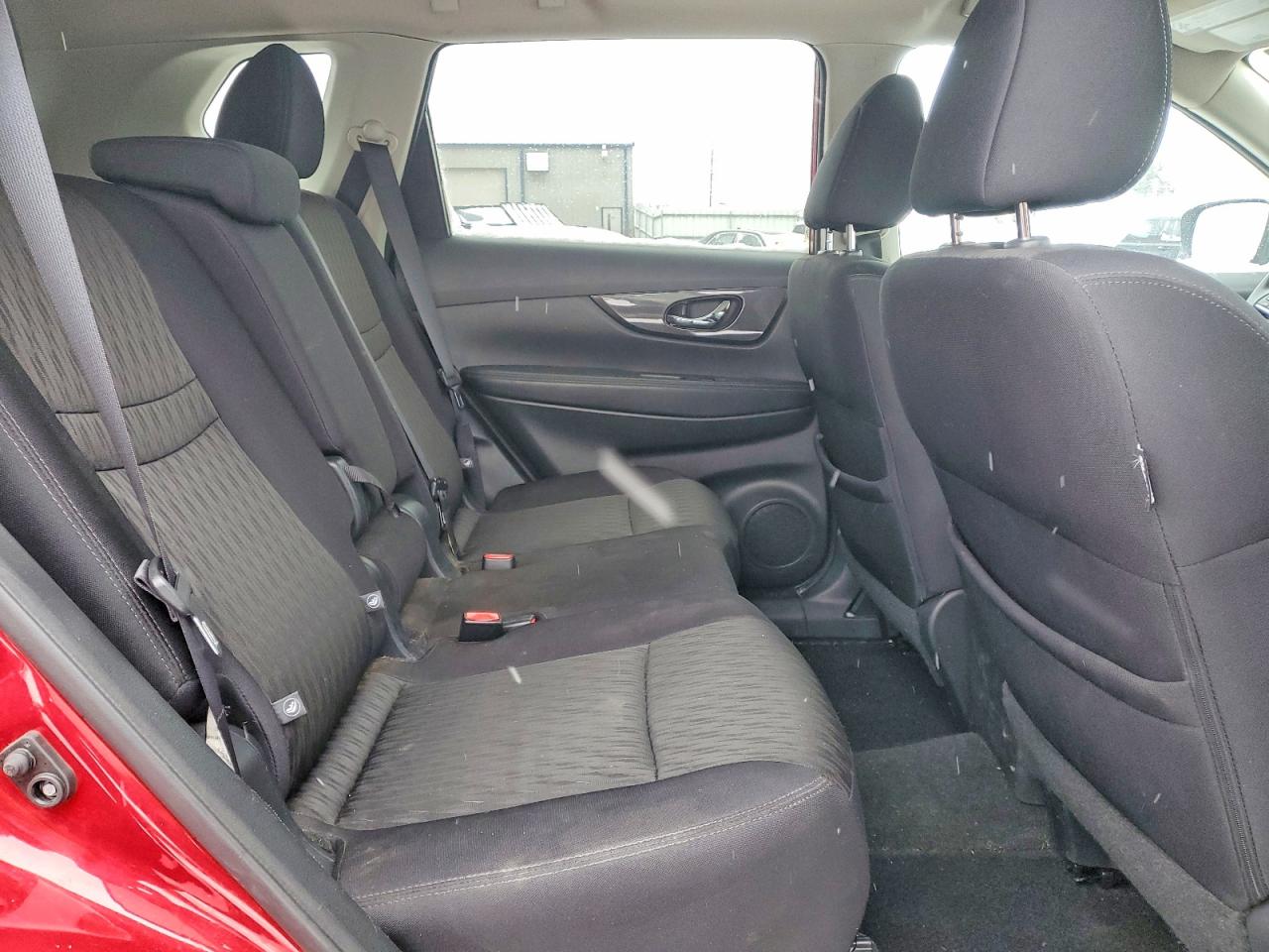 2017 NISSAN ROGUE SV photo 21