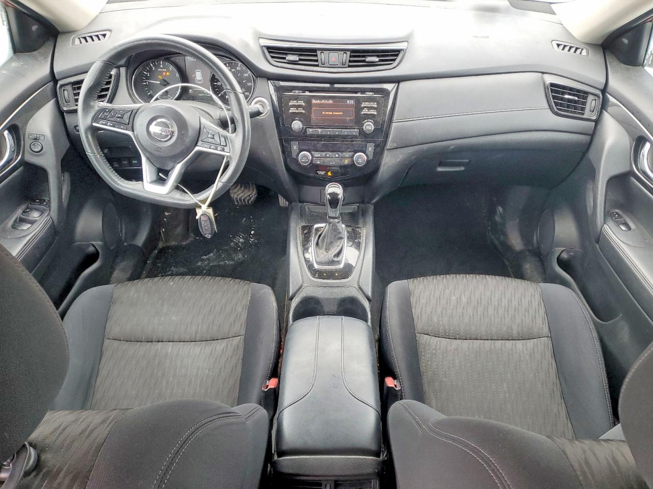 2017 NISSAN ROGUE SV photo 15