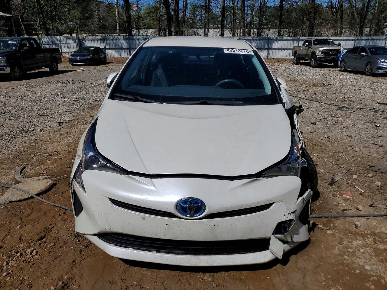 2016 TOYOTA PRIUS TWO photo 9