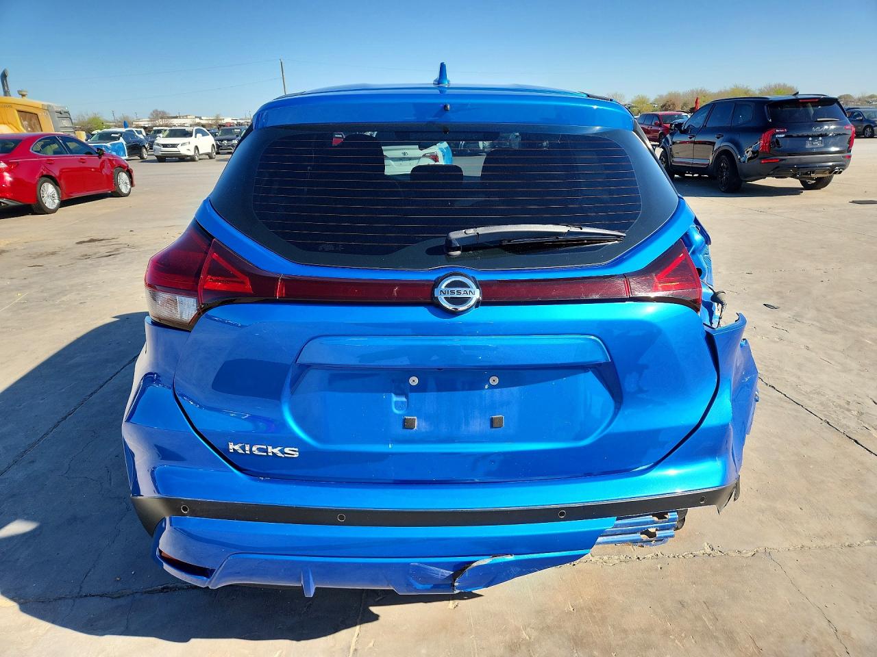 2021 NISSAN KICKS S photo 11