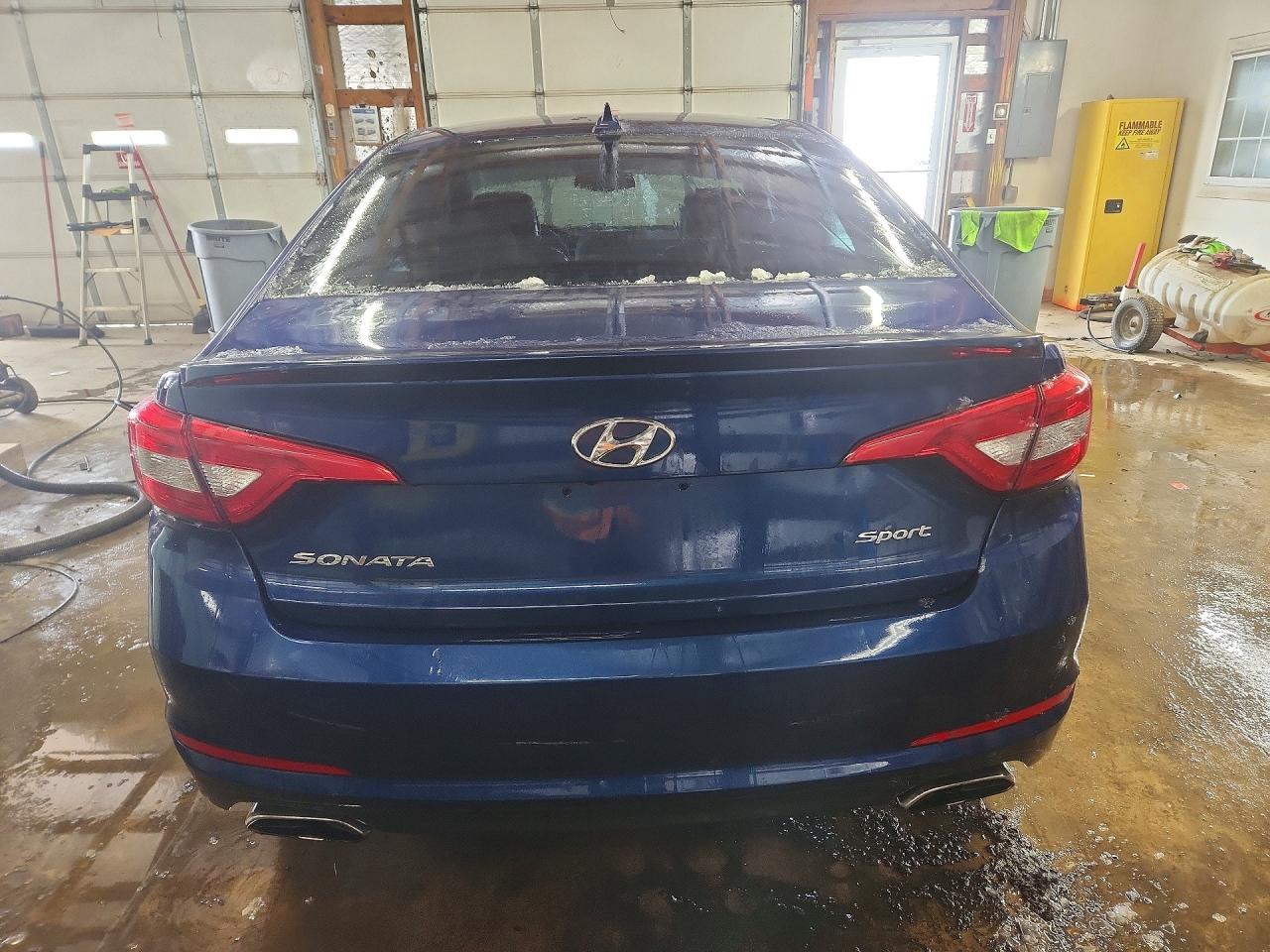 2015 HYUNDAI SONATA SPORT photo 11