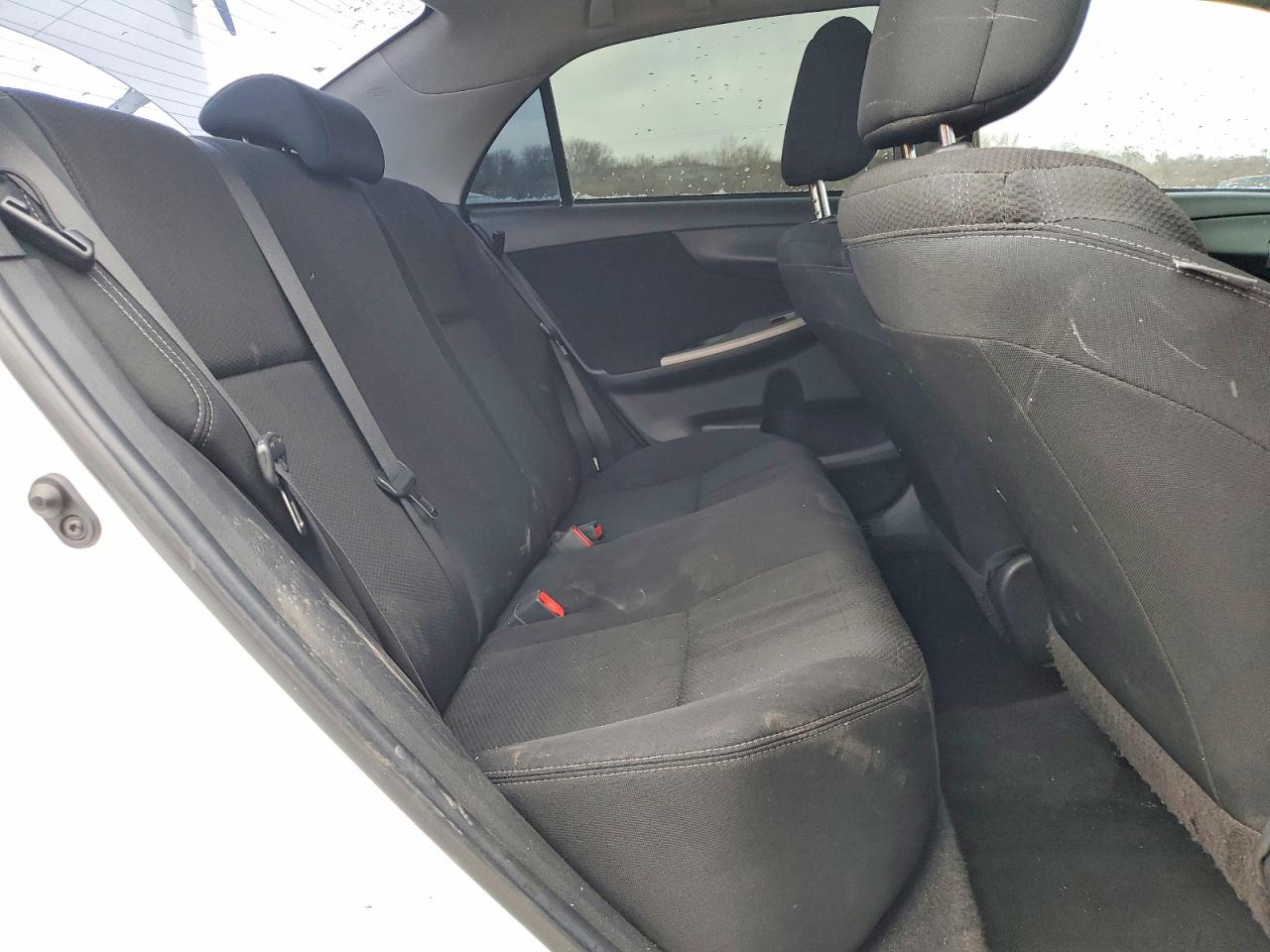 2012 TOYOTA COROLLA S photo 10