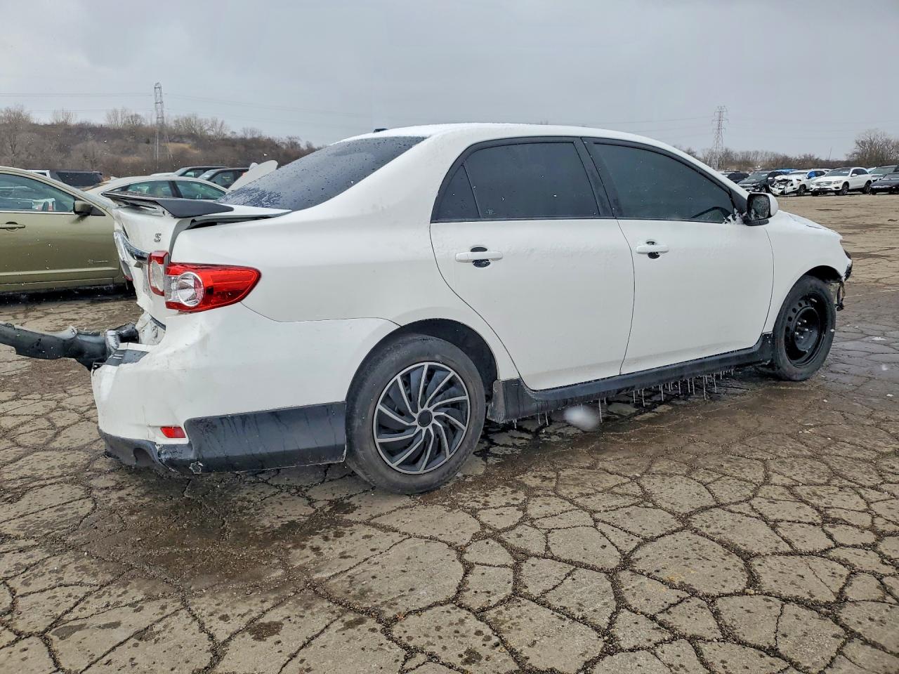 2012 TOYOTA COROLLA S photo 3