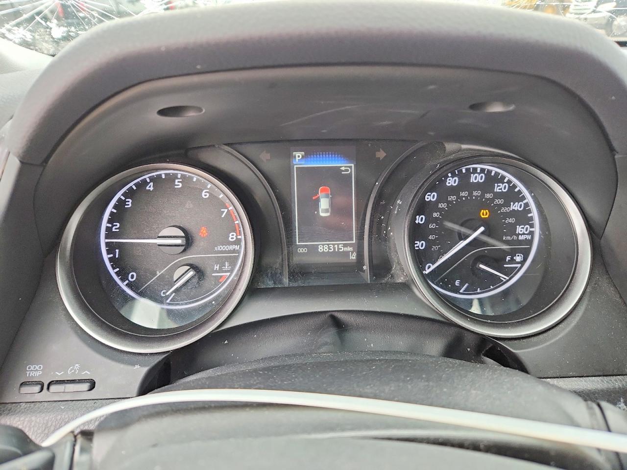 2021 TOYOTA CAMRY SE photo 9