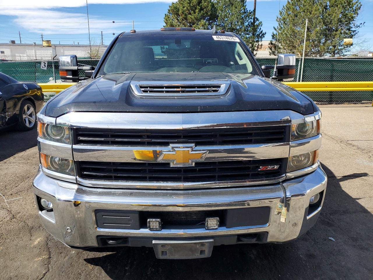 2017 CHEVROLET SILVERADO K3500 LTZ photo 9