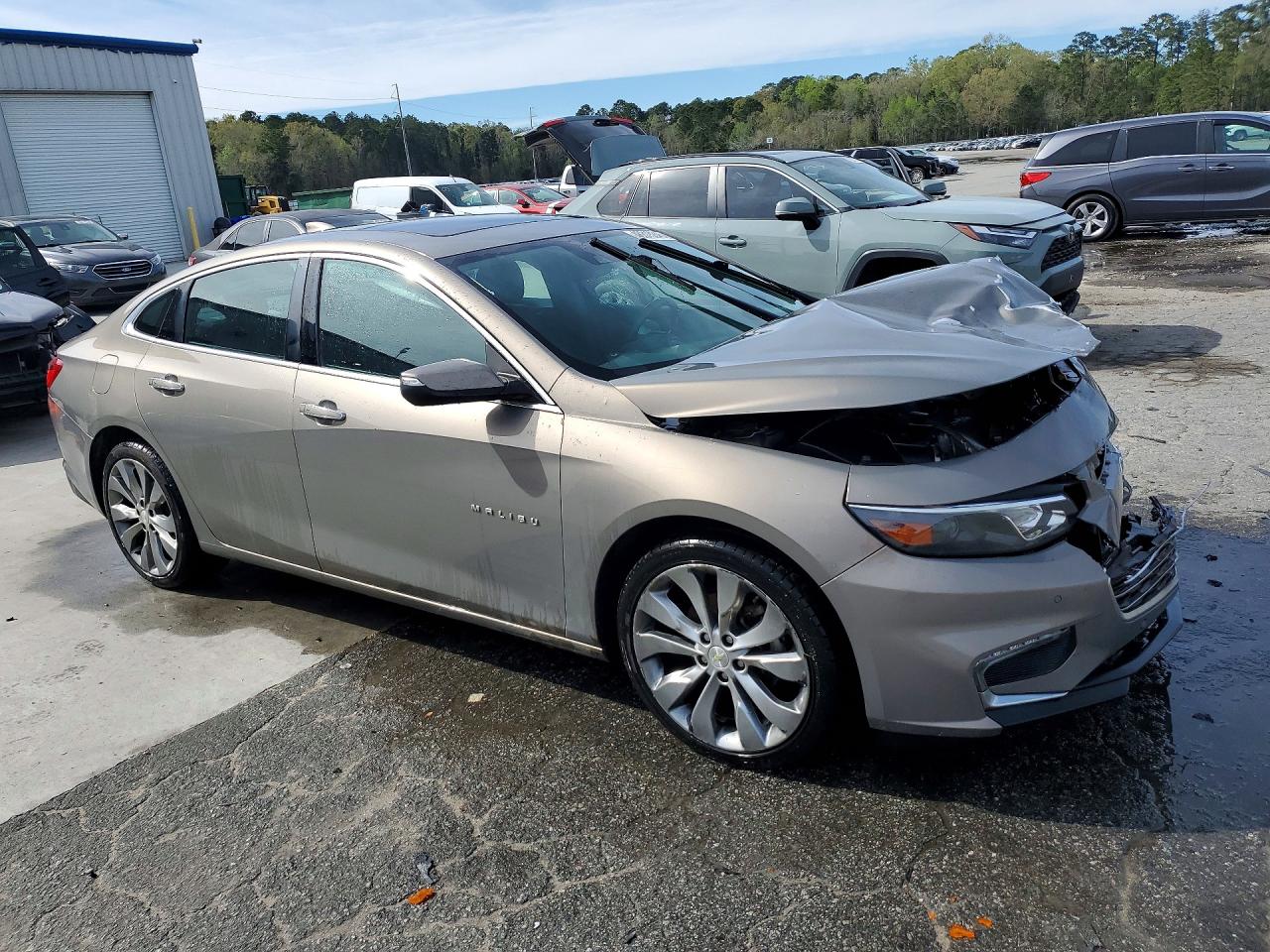 2017 CHEVROLET MALIBU PREMIER photo 10