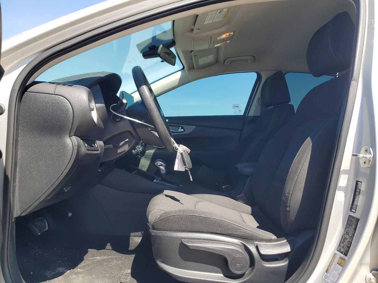 2020 KIA FORTE photo 13