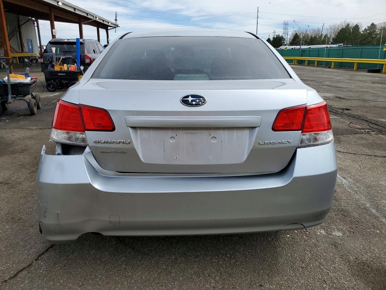 2013 SUBARU LEGACY 2.5I PREMIUM photo 6