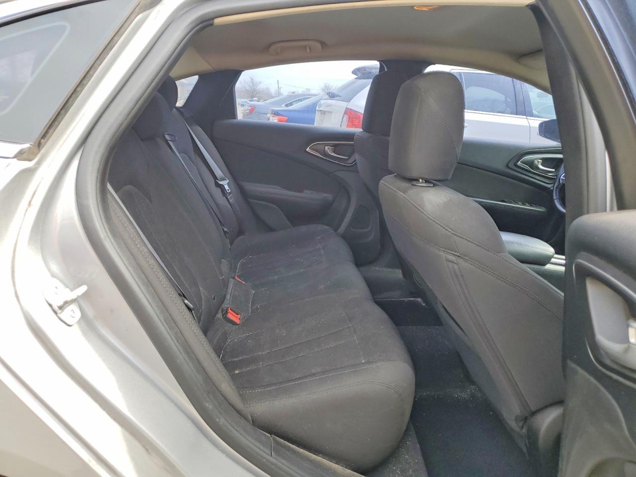 2015 CHRYSLER 200 LIMITED photo 37