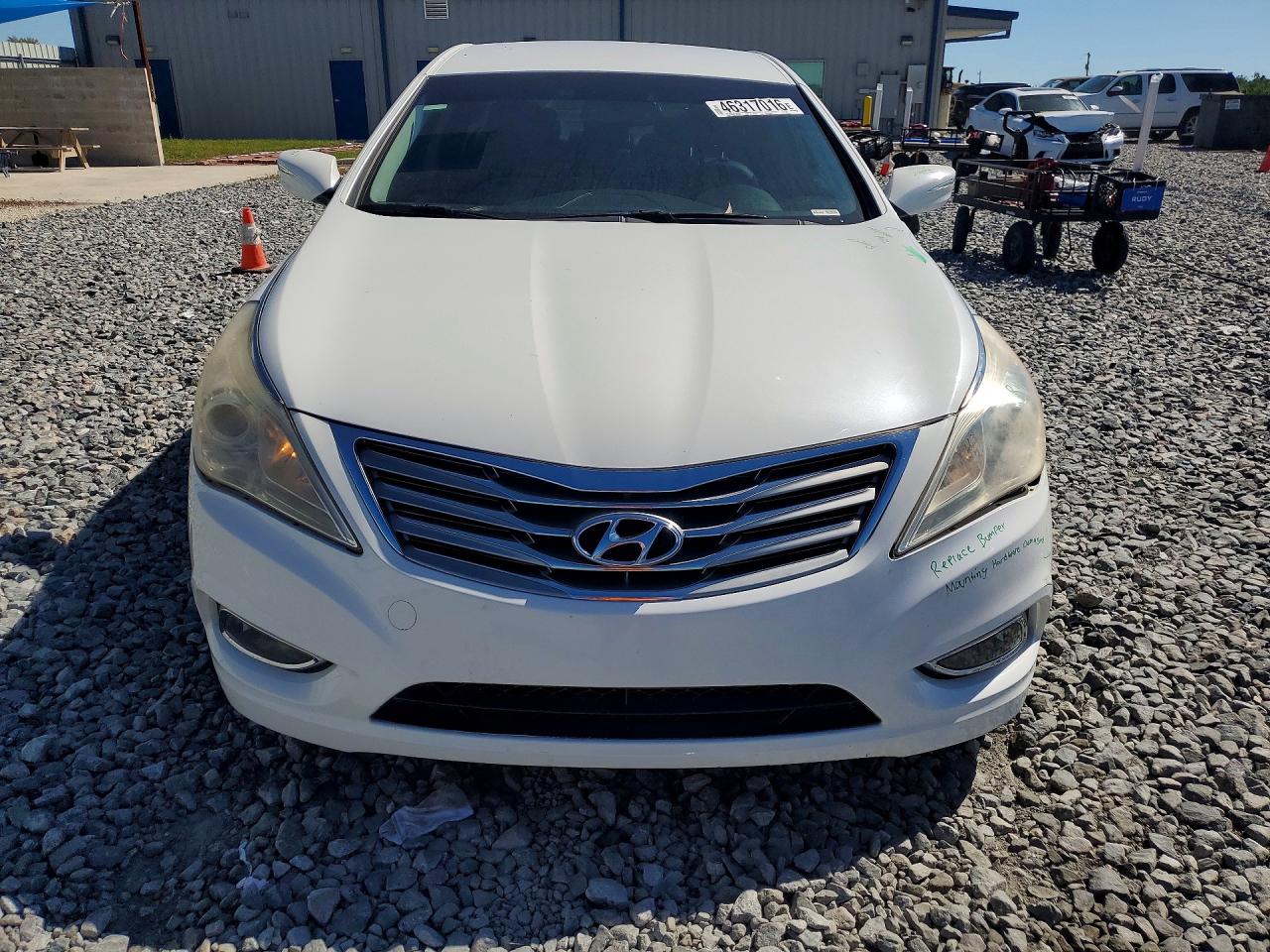 2013 HYUNDAI AZERA BASE photo 9