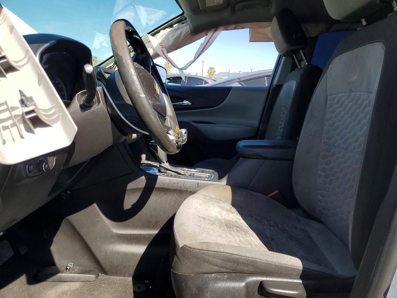 2018 CHEVROLET EQUINOX LS photo 13
