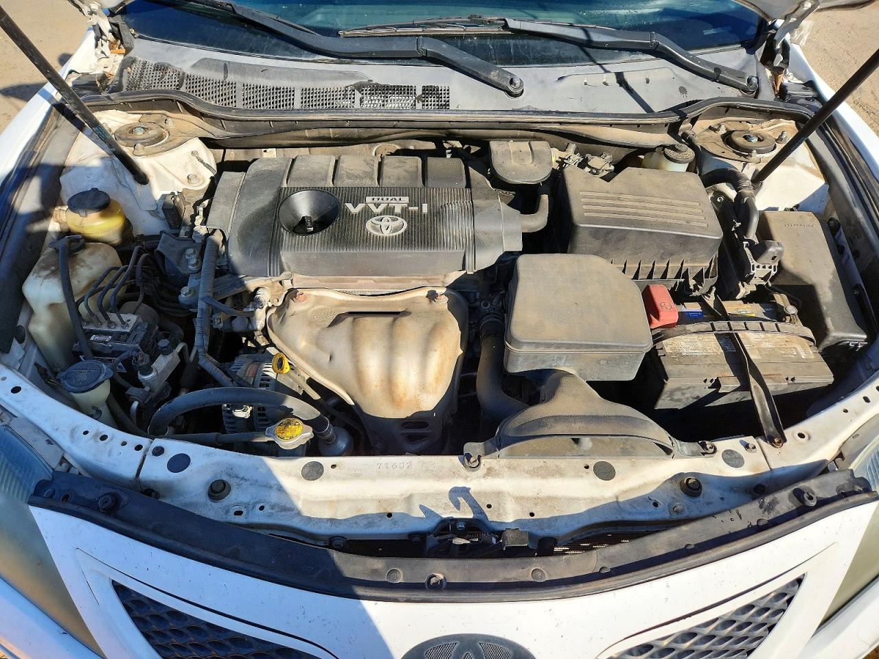 2010 TOYOTA CAMRY SE photo 21