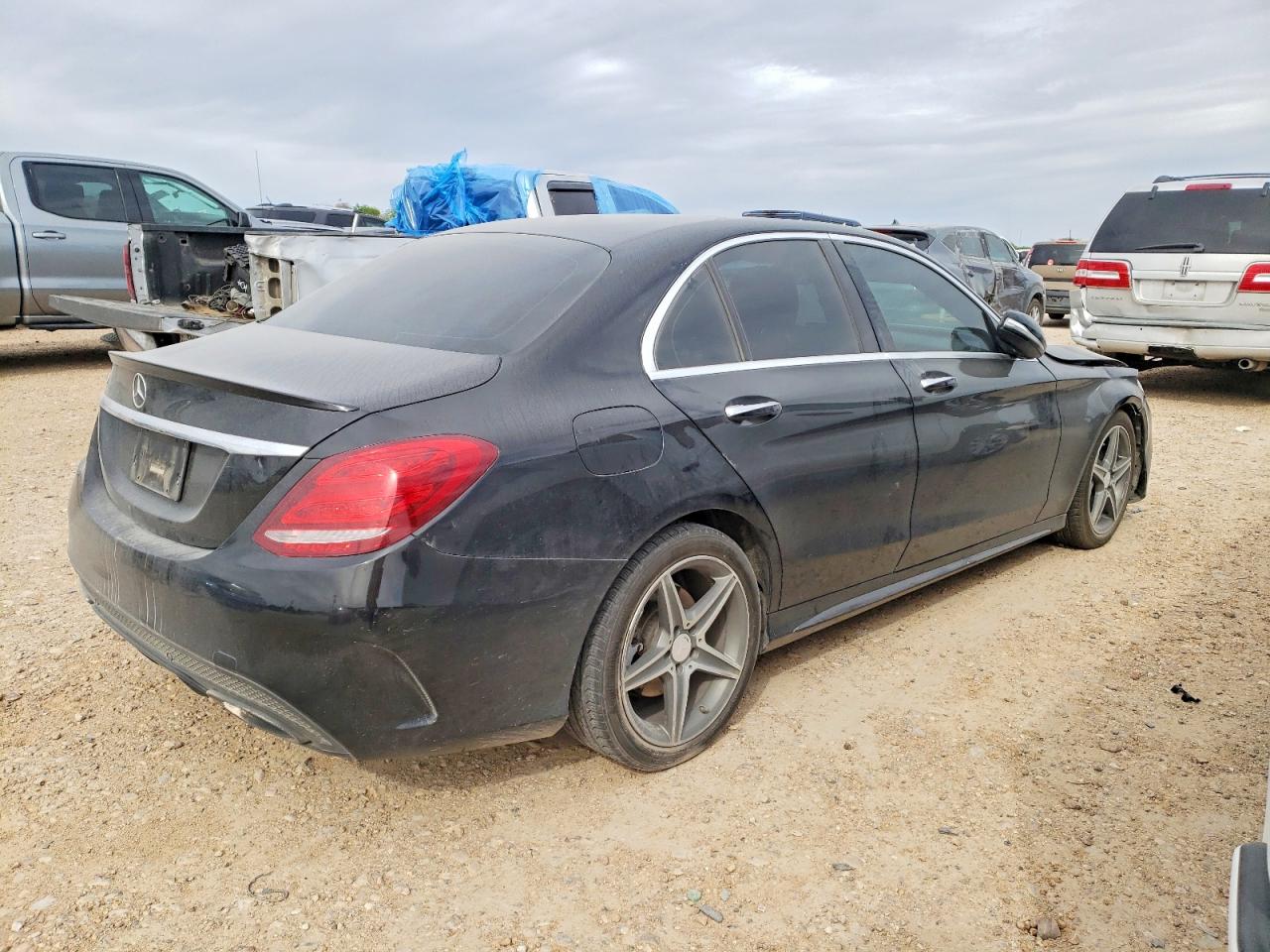 2015 MERCEDES-BENZ C 300 photo 3