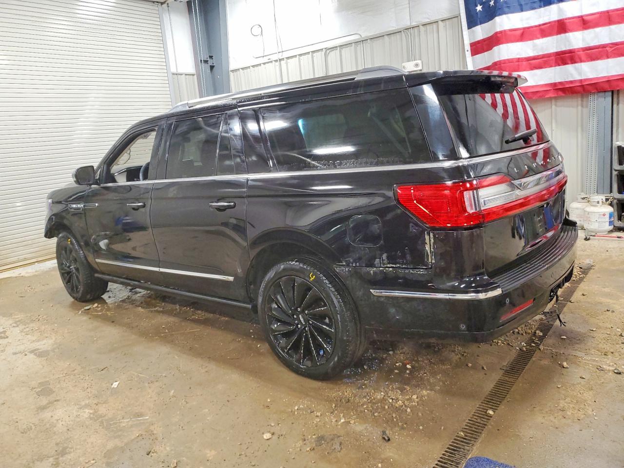2020 LINCOLN NAVIGATOR L BLACK LABEL photo 3