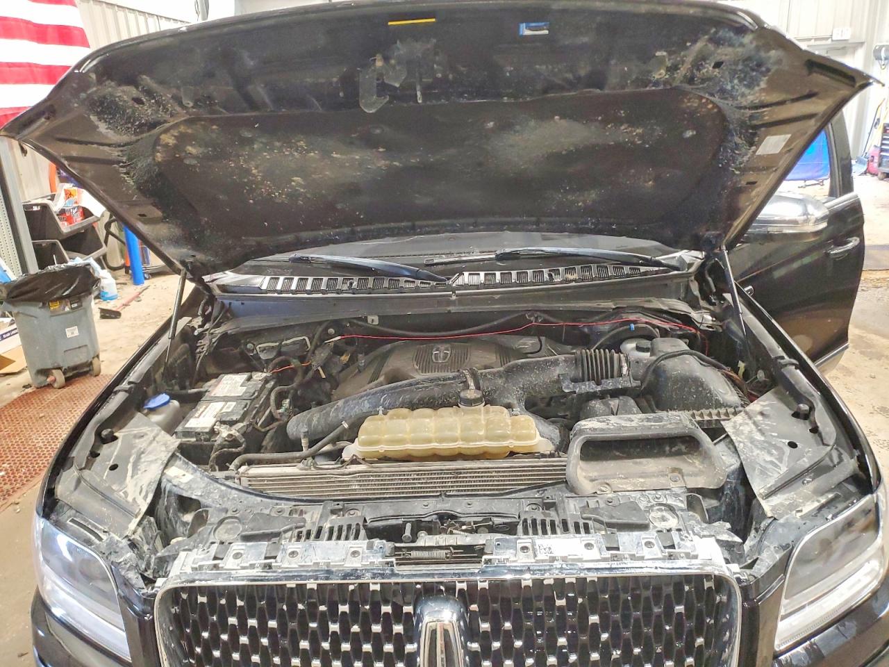 2020 LINCOLN NAVIGATOR L BLACK LABEL photo 23