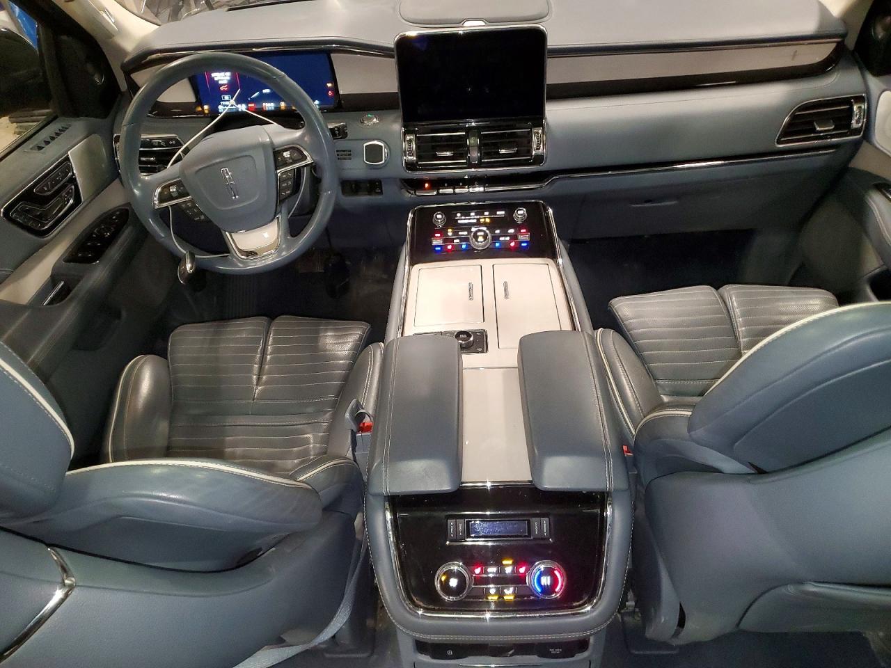 2020 LINCOLN NAVIGATOR L BLACK LABEL photo 15