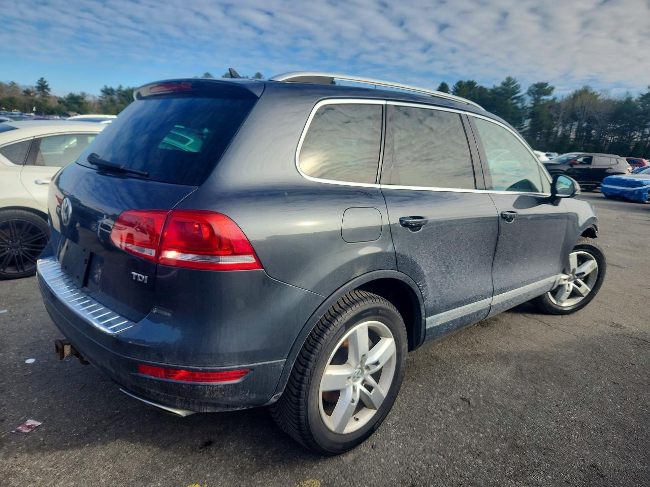 2012 VOLKSWAGEN TOUAREG V6 TDI photo 5