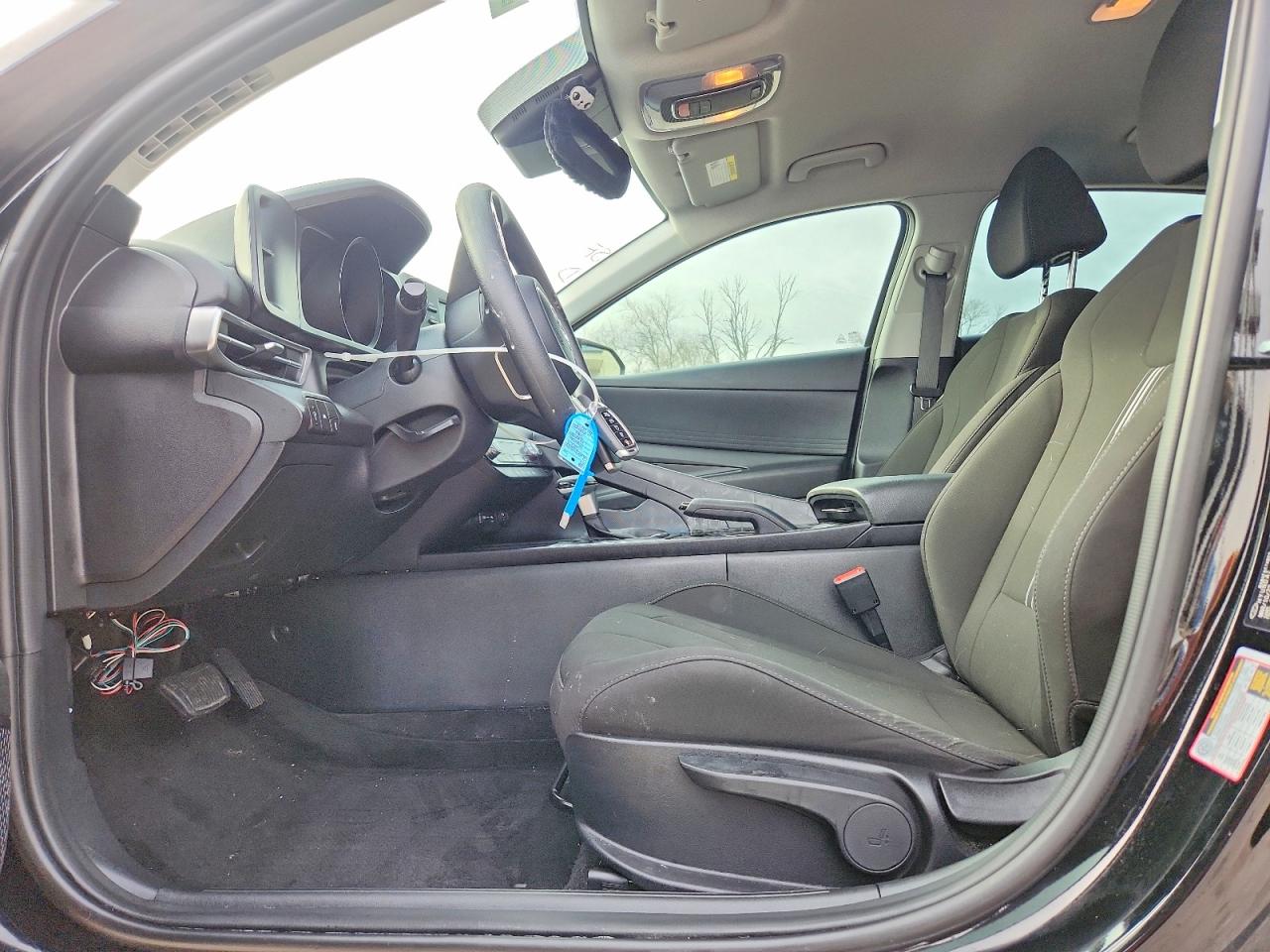 2023 HYUNDAI ELANTRA SEL photo 13