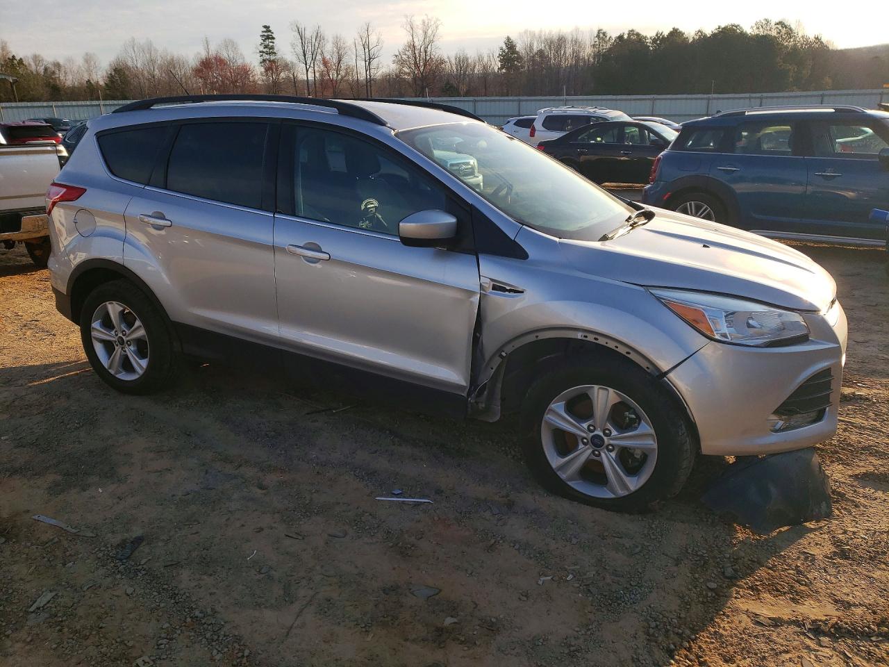 2014 FORD ESCAPE SE photo 10