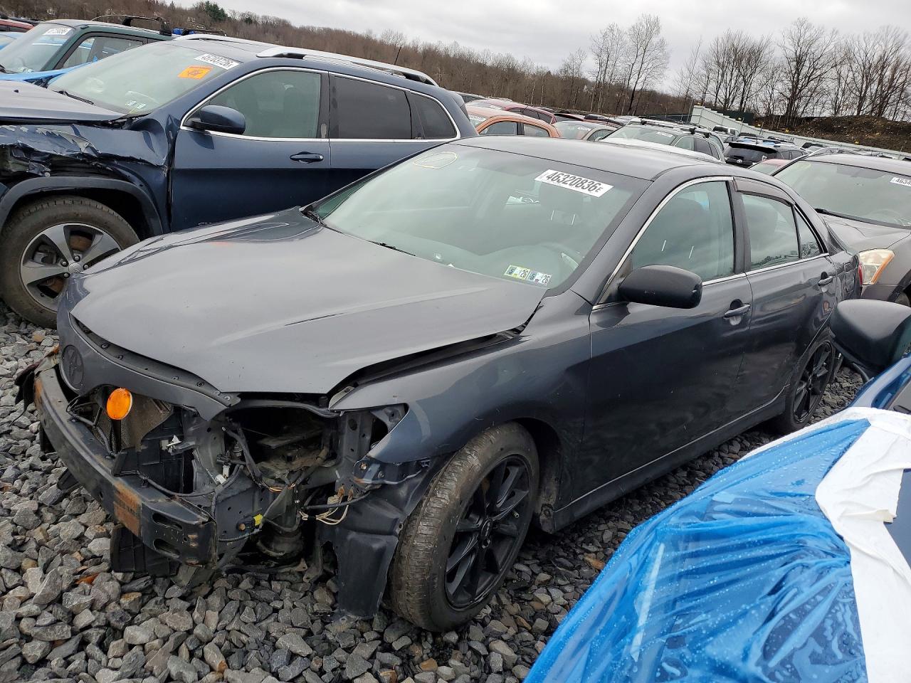 2011 TOYOTA CAMRY