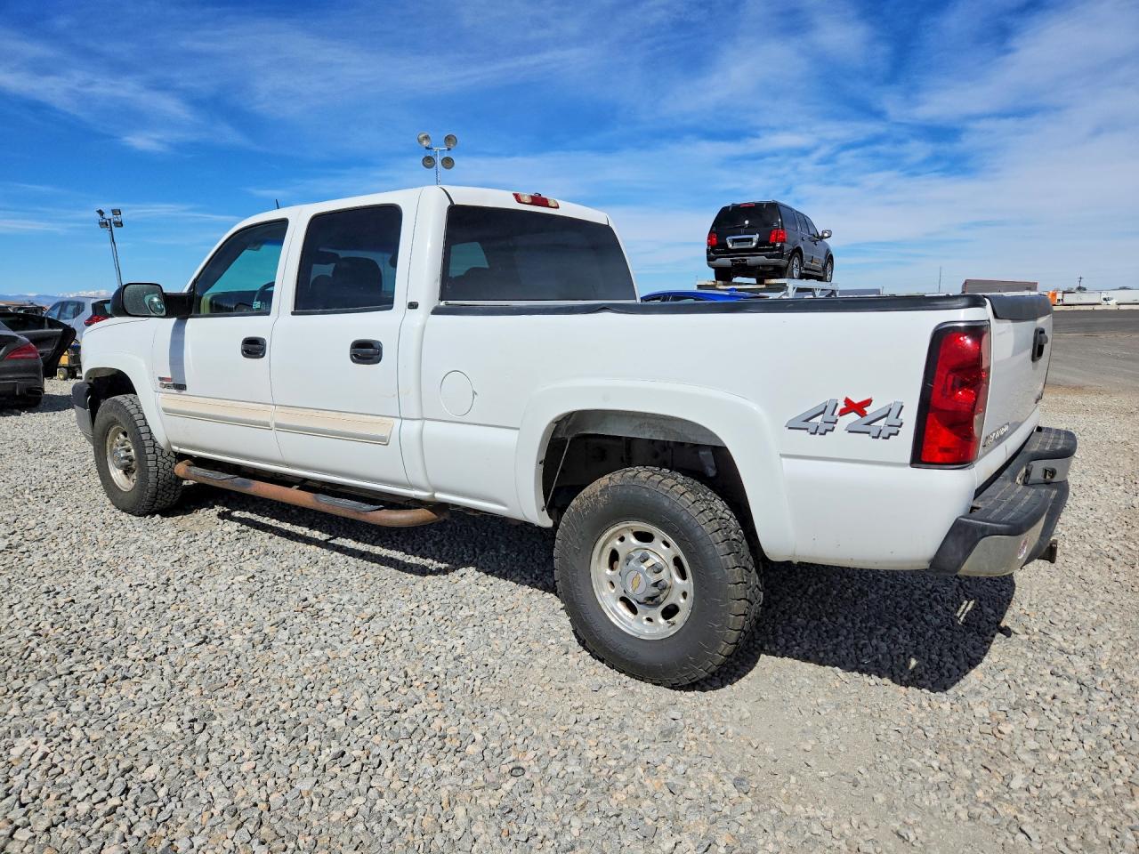 2004 CHEVROLET SILVERADO K2500 HEAVY DUTY photo 2