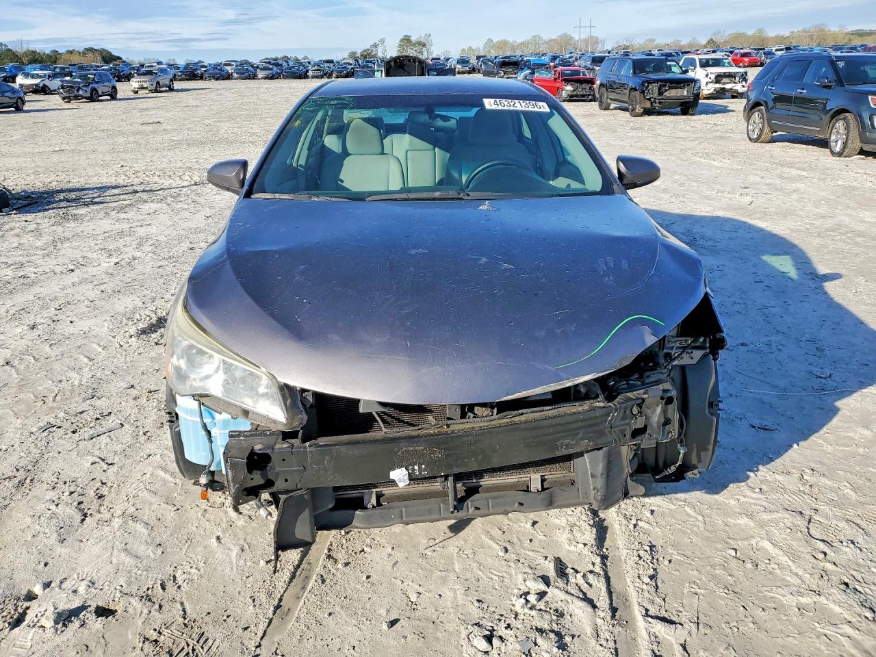 2016 TOYOTA CAMRY LE photo 5
